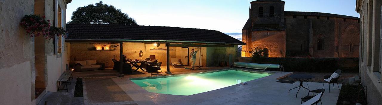 Pujols  Romantic Gite Nr St Emilion With Private Pool And Views To Die For מראה חיצוני תמונה