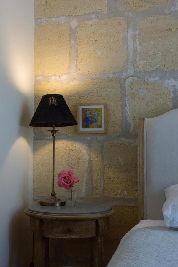 Pujols  Romantic Gite Nr St Emilion With Private Pool And Views To Die For מראה חיצוני תמונה