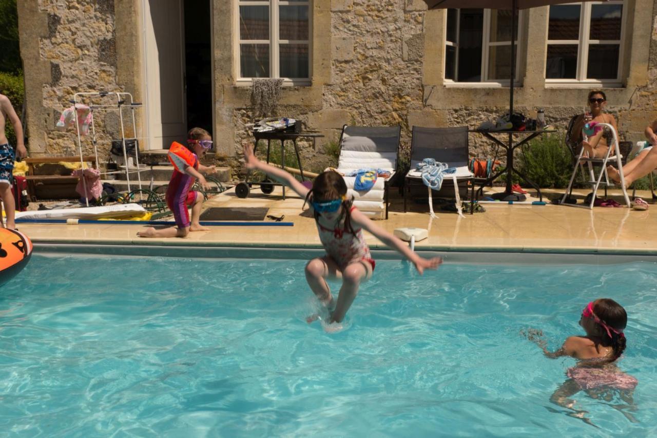 Pujols  Romantic Gite Nr St Emilion With Private Pool And Views To Die For מראה חיצוני תמונה