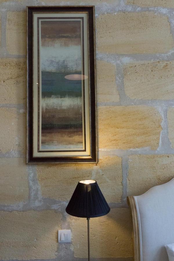 Pujols  Romantic Gite Nr St Emilion With Private Pool And Views To Die For מראה חיצוני תמונה